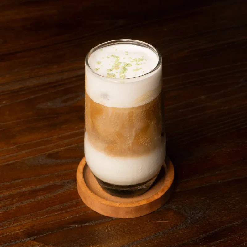 Pistachio Coffe Milk